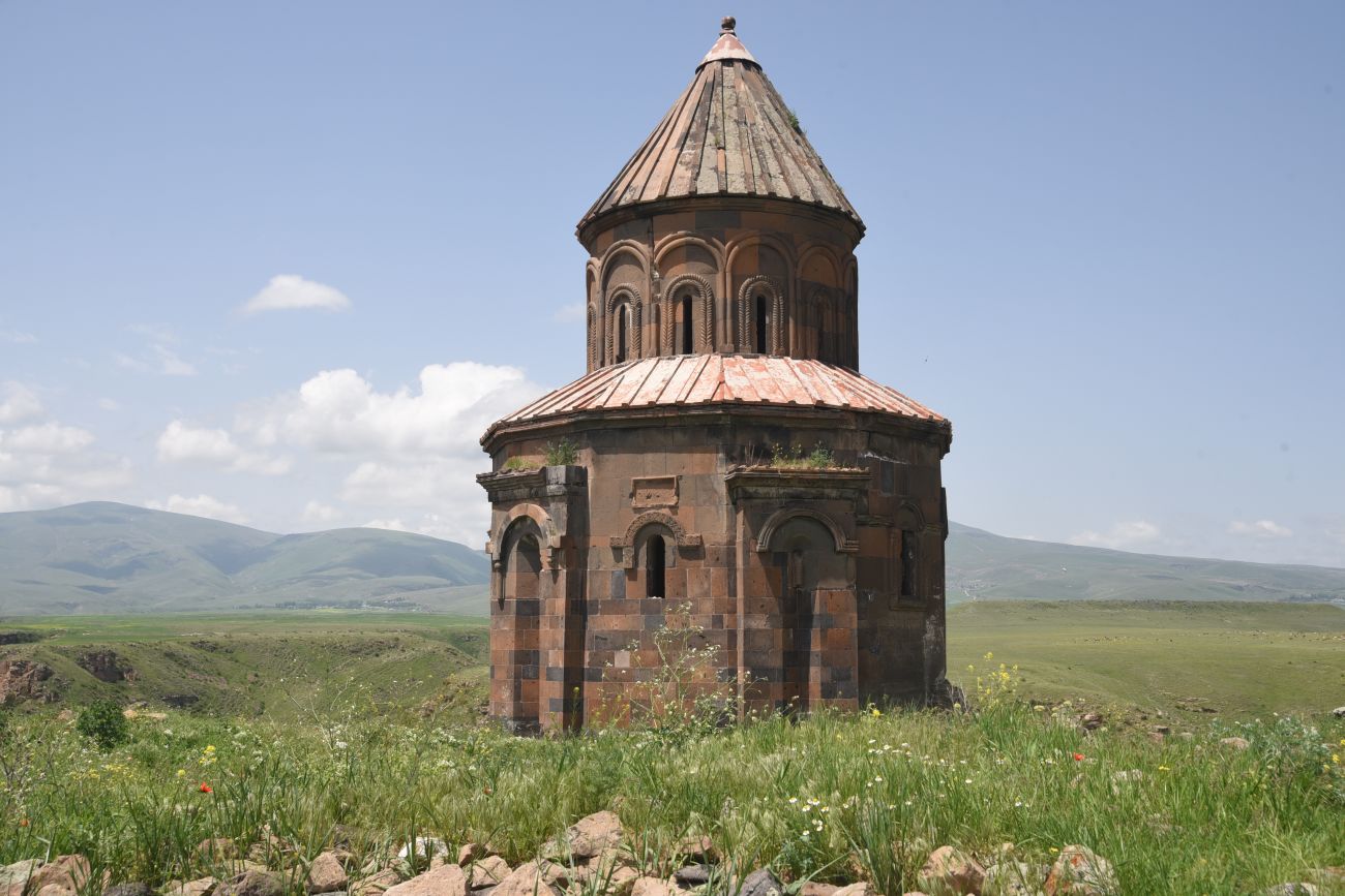 Окрестности бывшего города Ани, image of landscape/habitat.