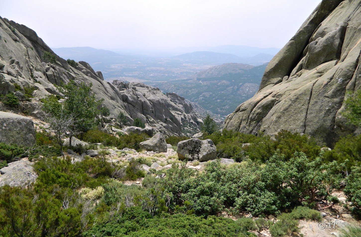 Долина ручья Уэртос (Huertos), image of landscape/habitat.