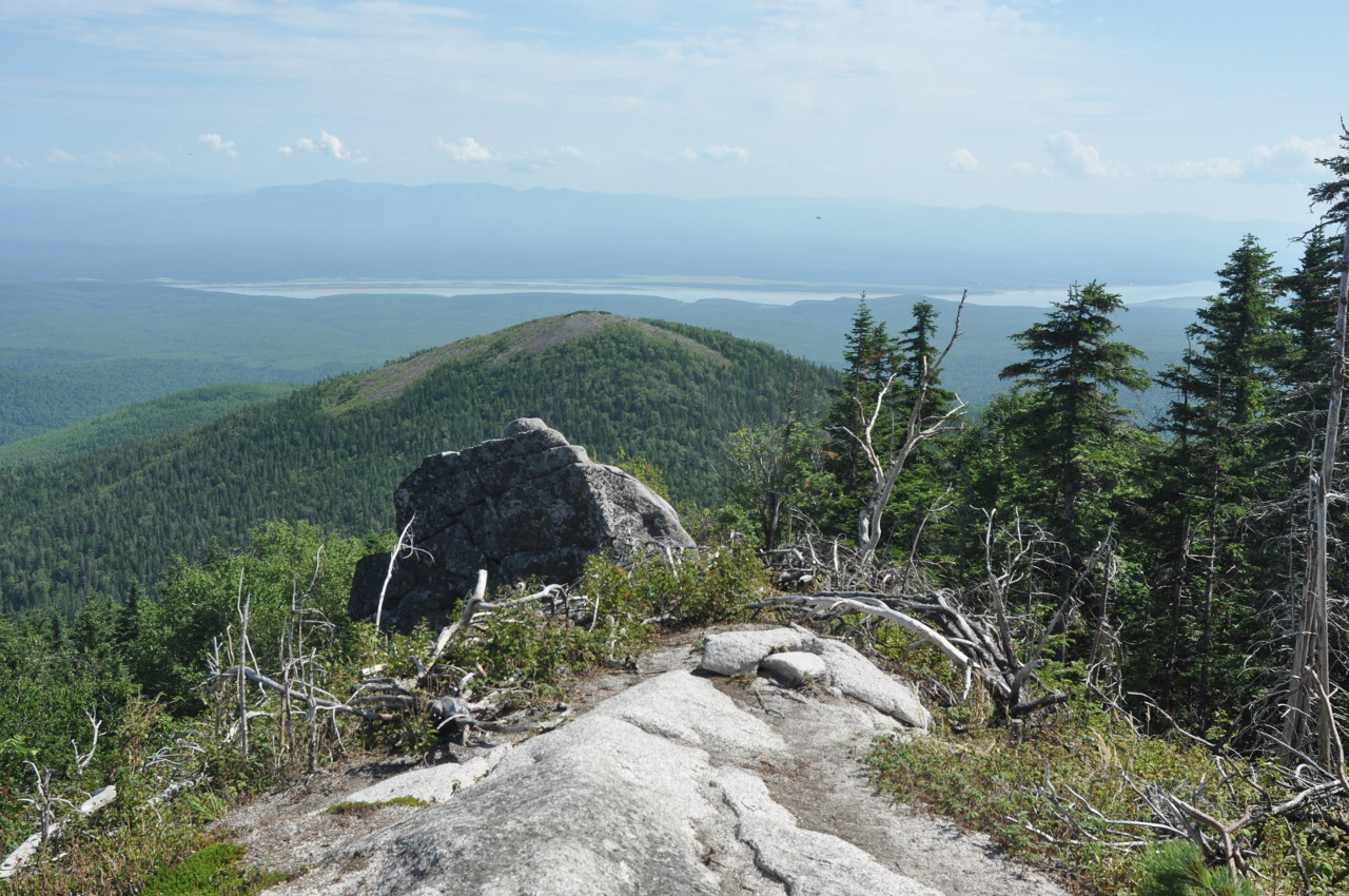 Амурские столбы, изображение ландшафта.