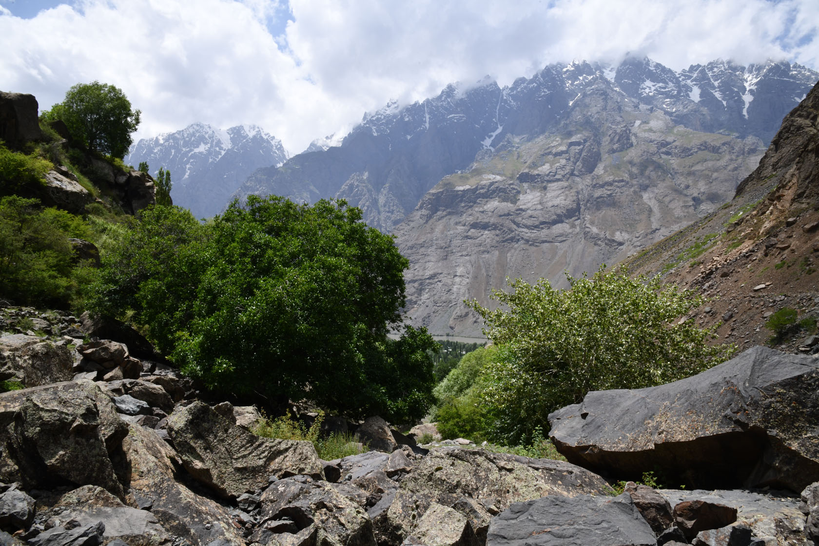 Хуф, image of landscape/habitat.