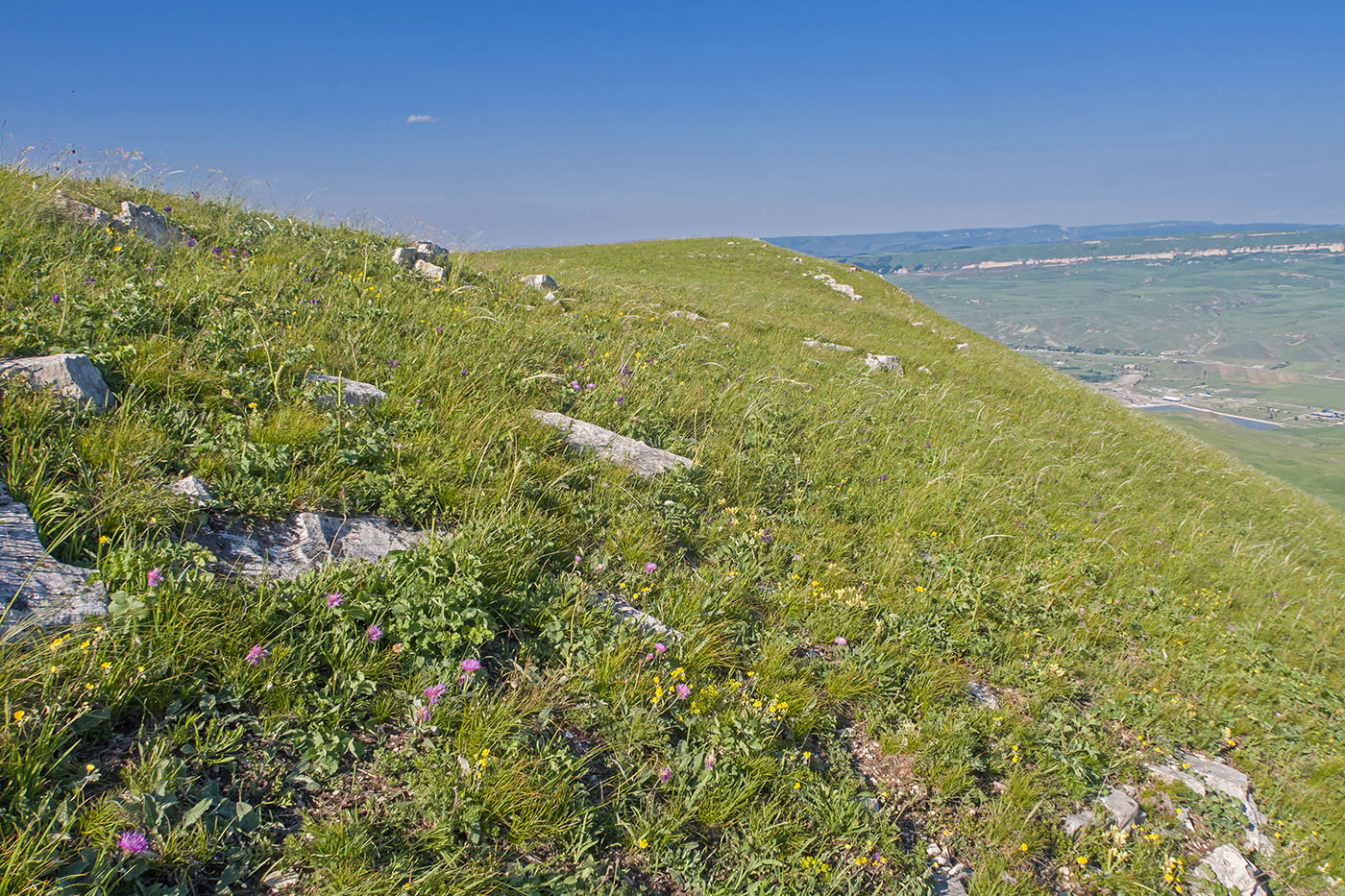 Скала Джегута, image of landscape/habitat.