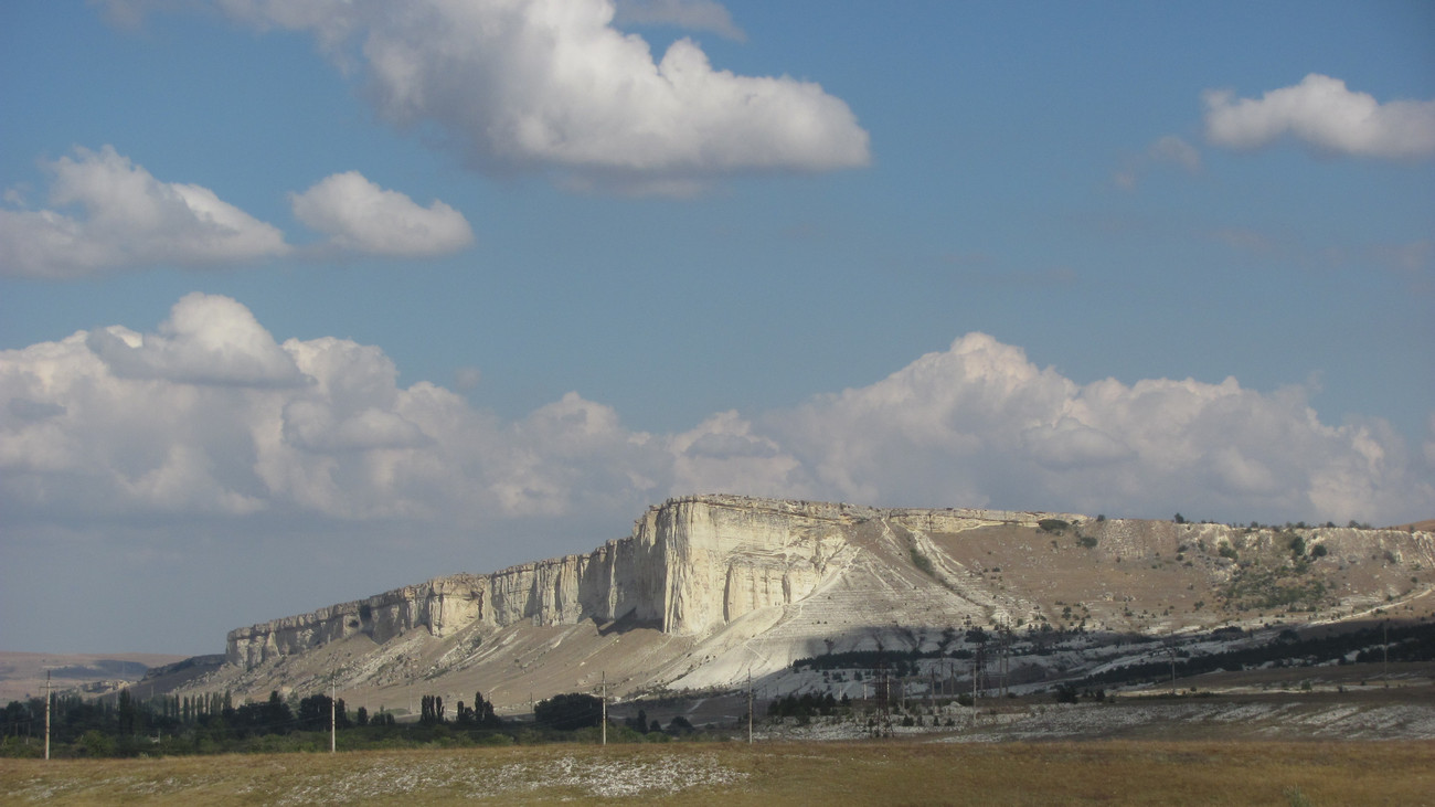 Белая Скала (Ак-Кая), image of landscape/habitat.