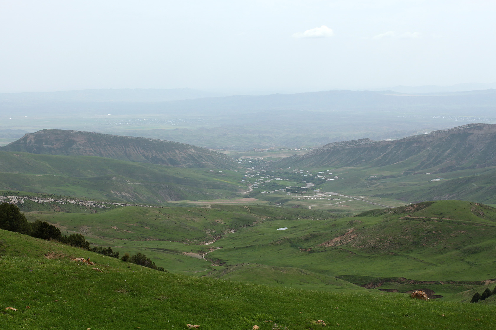 Окрестности посёлка Паданг, image of landscape/habitat.