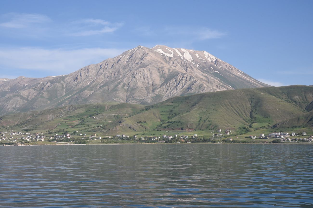 Гора Артос, image of landscape/habitat.
