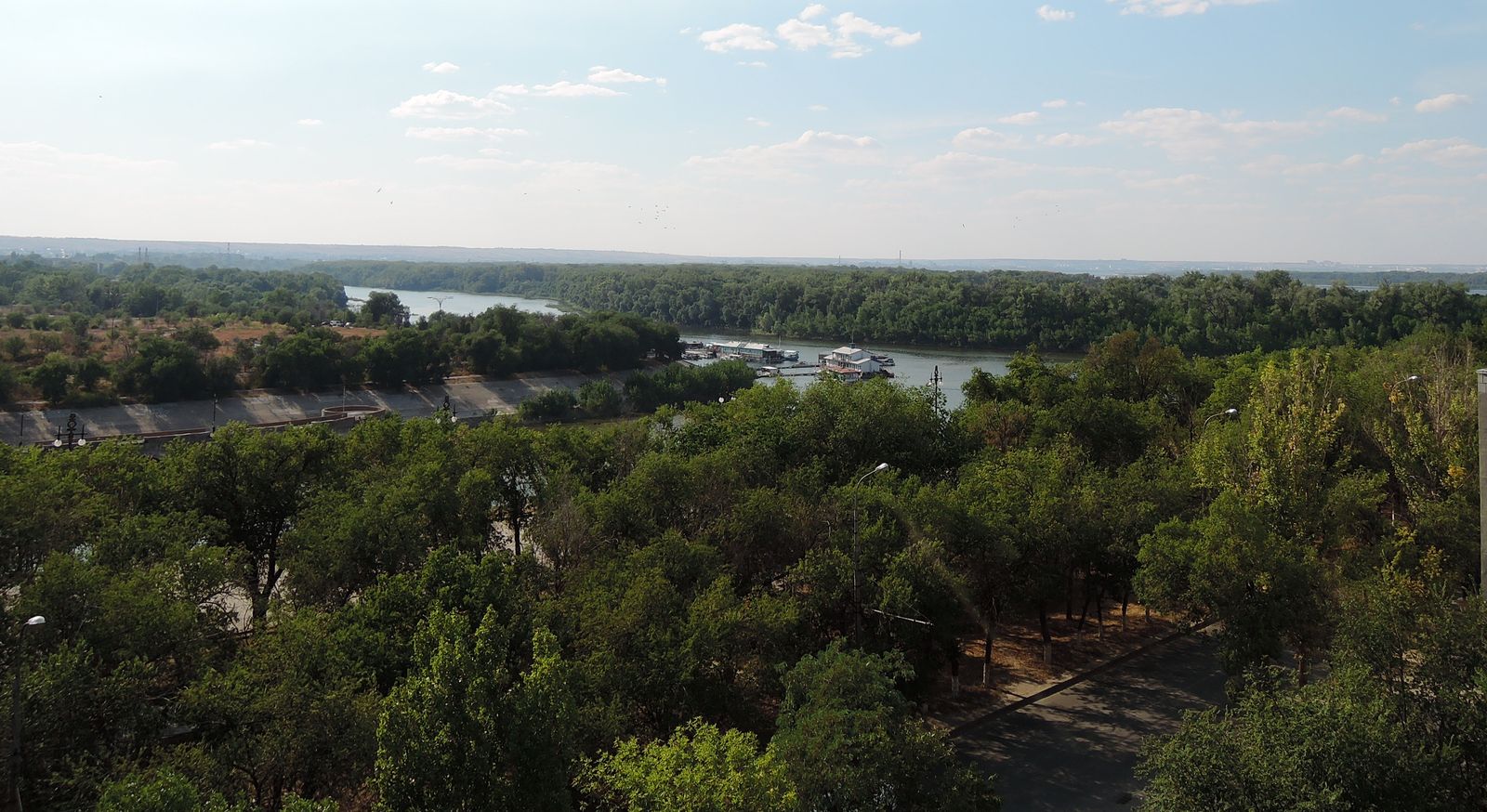 Красноармейский район Волгограда, изображение ландшафта.