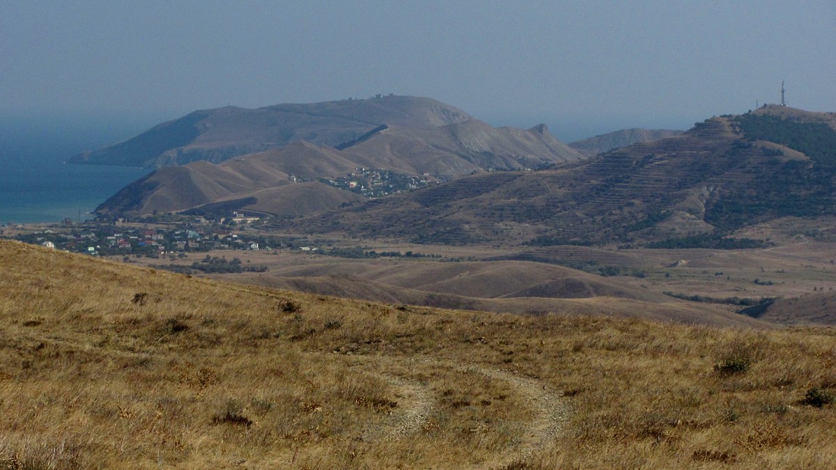 Енишарские горы, изображение ландшафта.