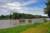 Берег Катуни у стелы "Алтай", image of landscape/habitat.