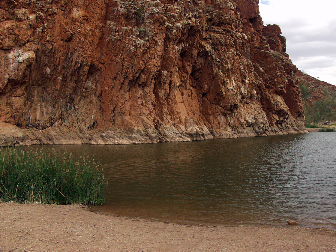 Glen Helen Gorge, image of landscape/habitat.