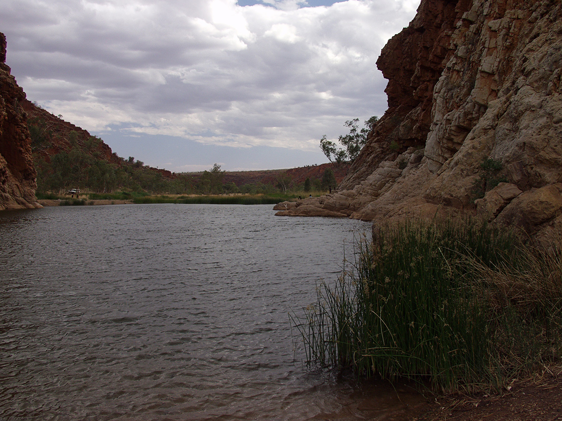 Glen Helen Gorge, изображение ландшафта.