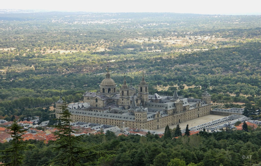 Аbantos (гора стервятников), изображение ландшафта.