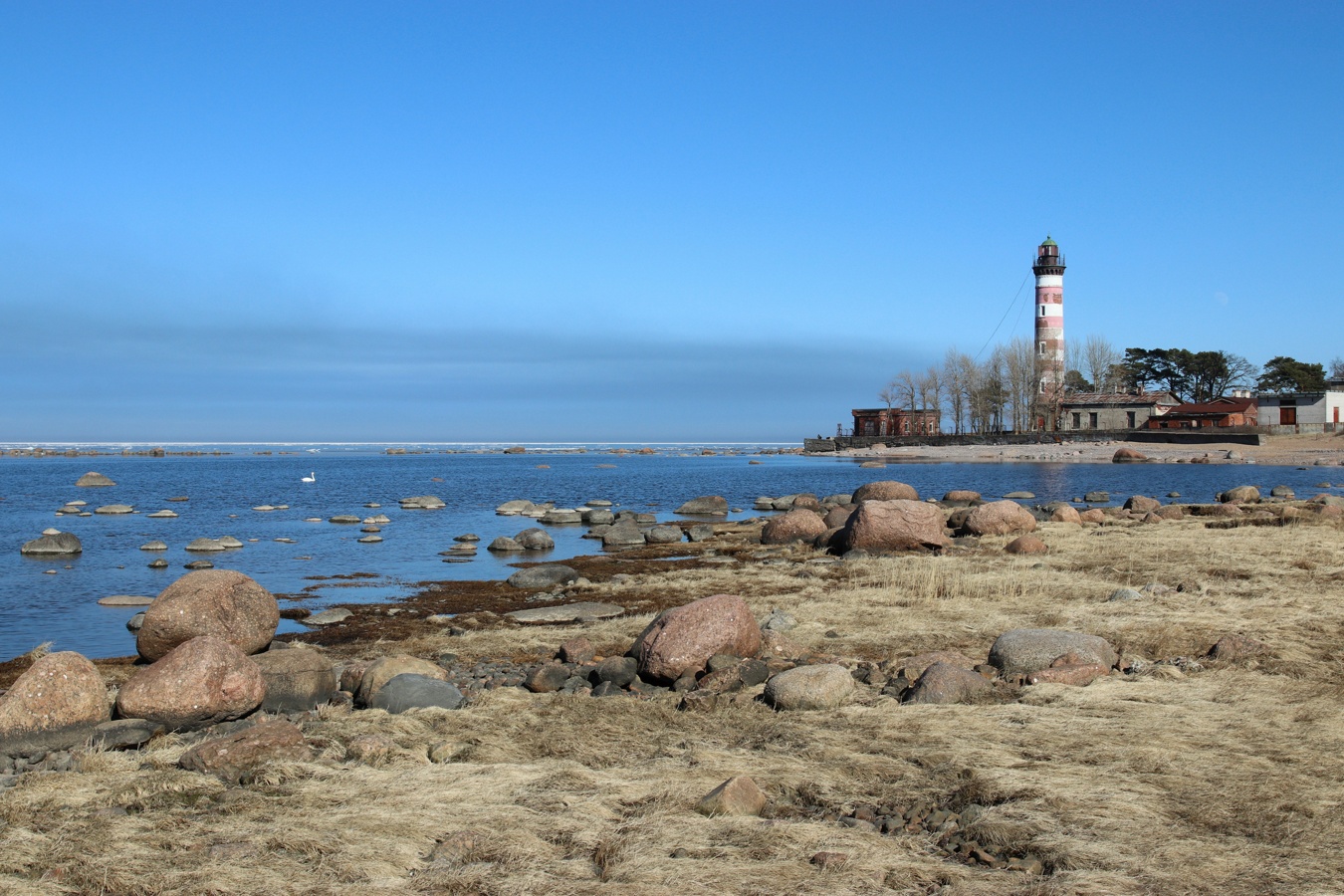 Каравалдай, image of landscape/habitat.