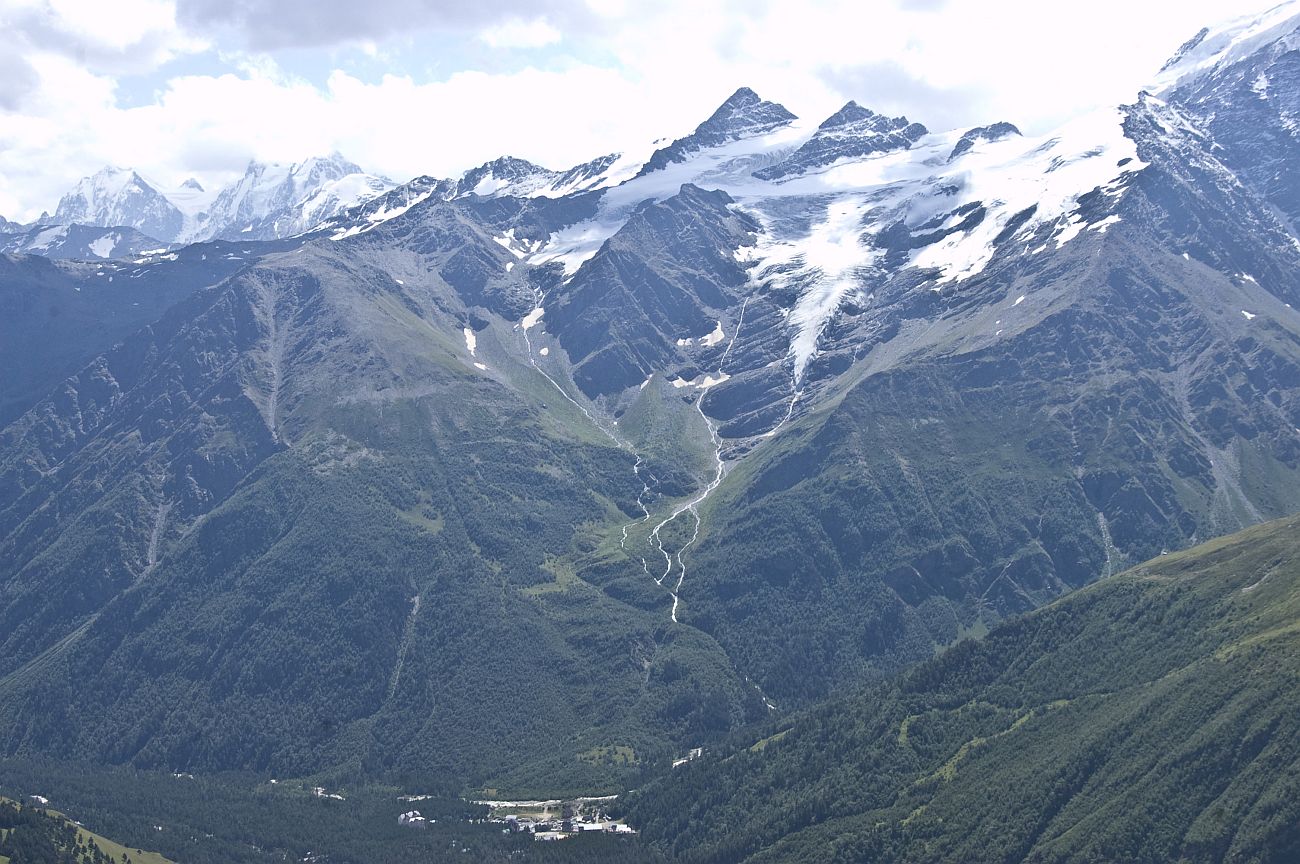 Гора Донгуз-Орун-Гитче-Кара-Баши, image of landscape/habitat.