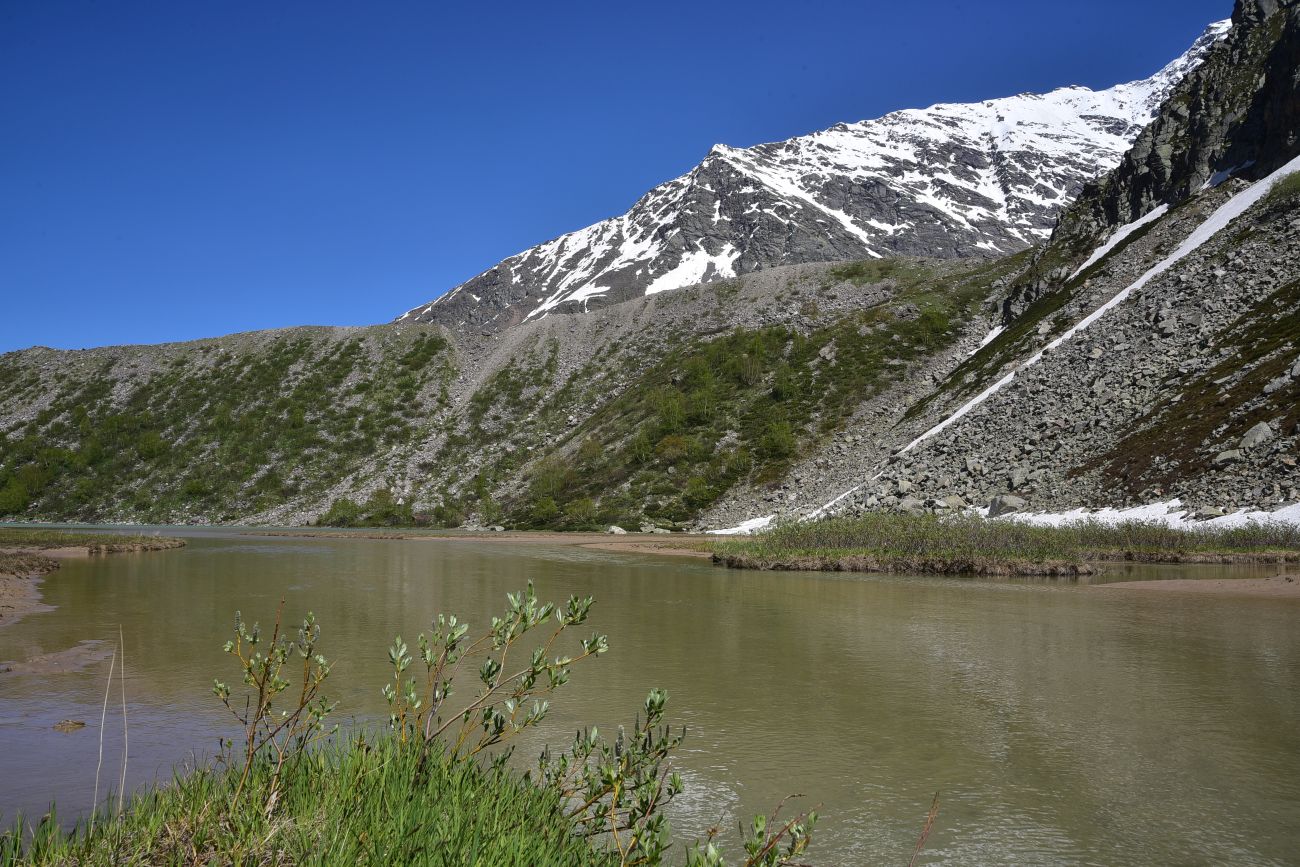 Окрестности озера Донгуз-Орун, image of landscape/habitat.