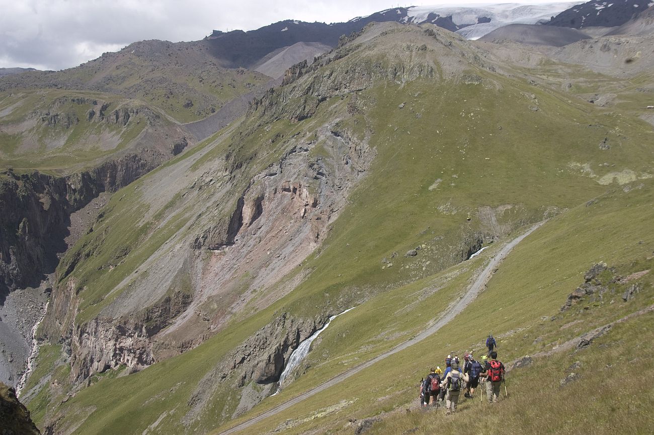 Путь к Терскольской обсерватории, image of landscape/habitat.