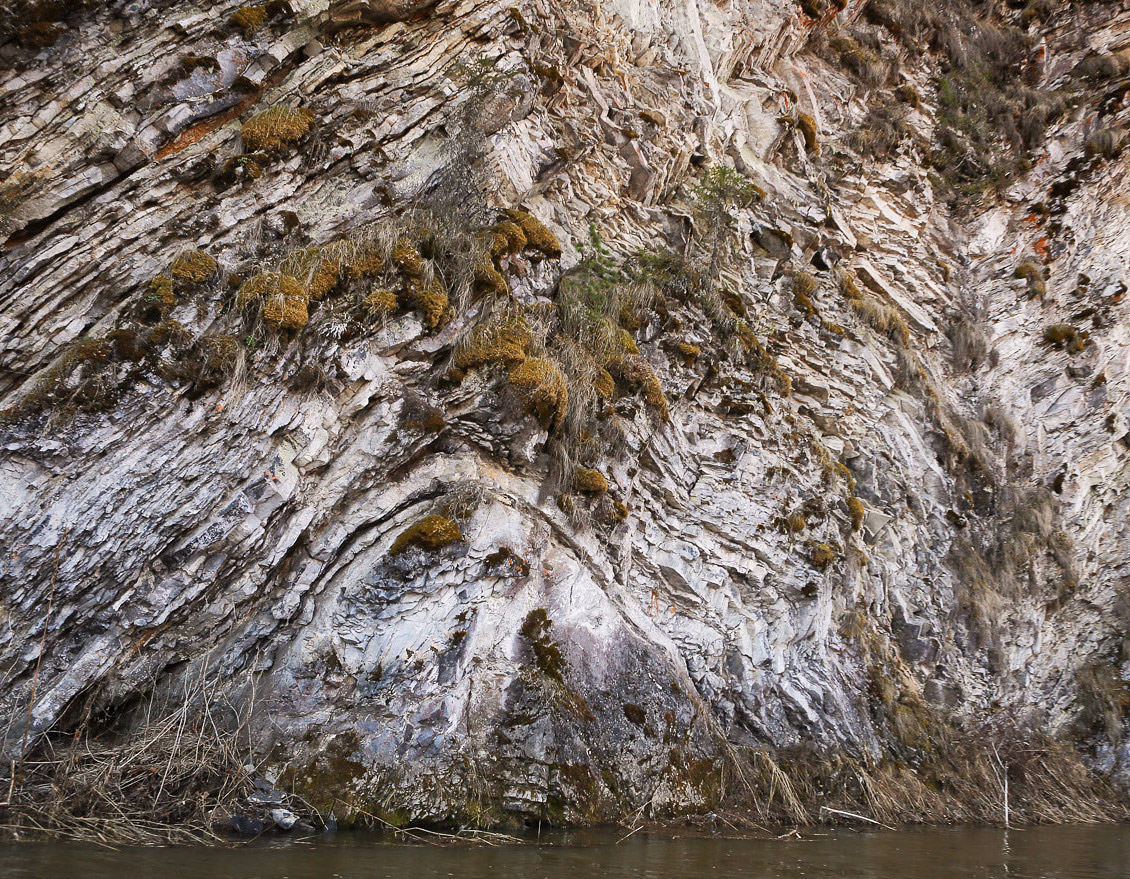 Камень Ростун и его окрестности, изображение ландшафта.
