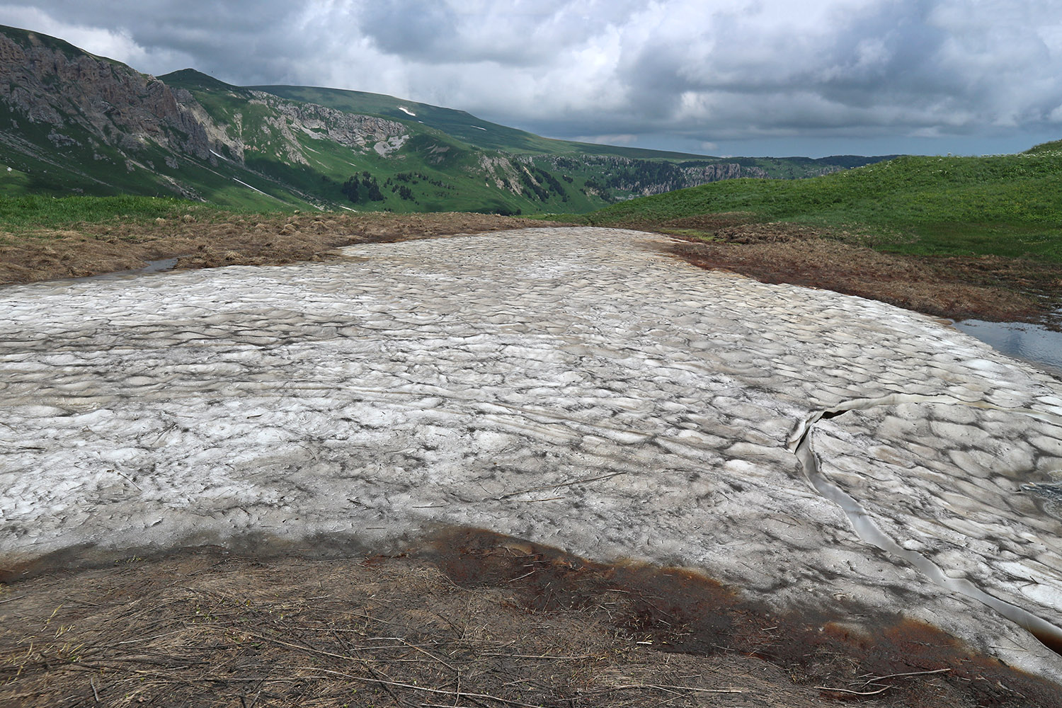 Карстовое двуозёрье, image of landscape/habitat.