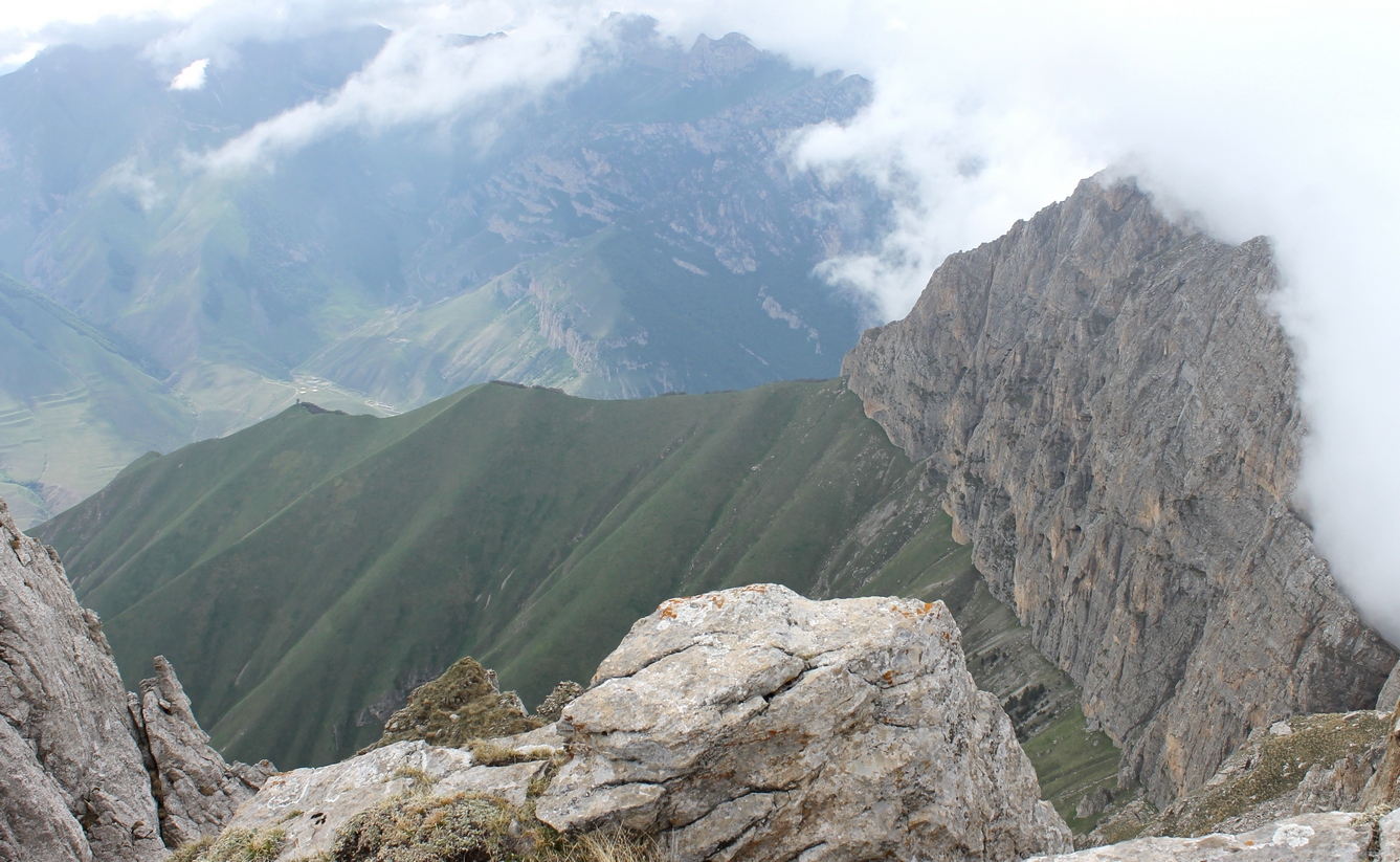 Гора Столовая, image of landscape/habitat.