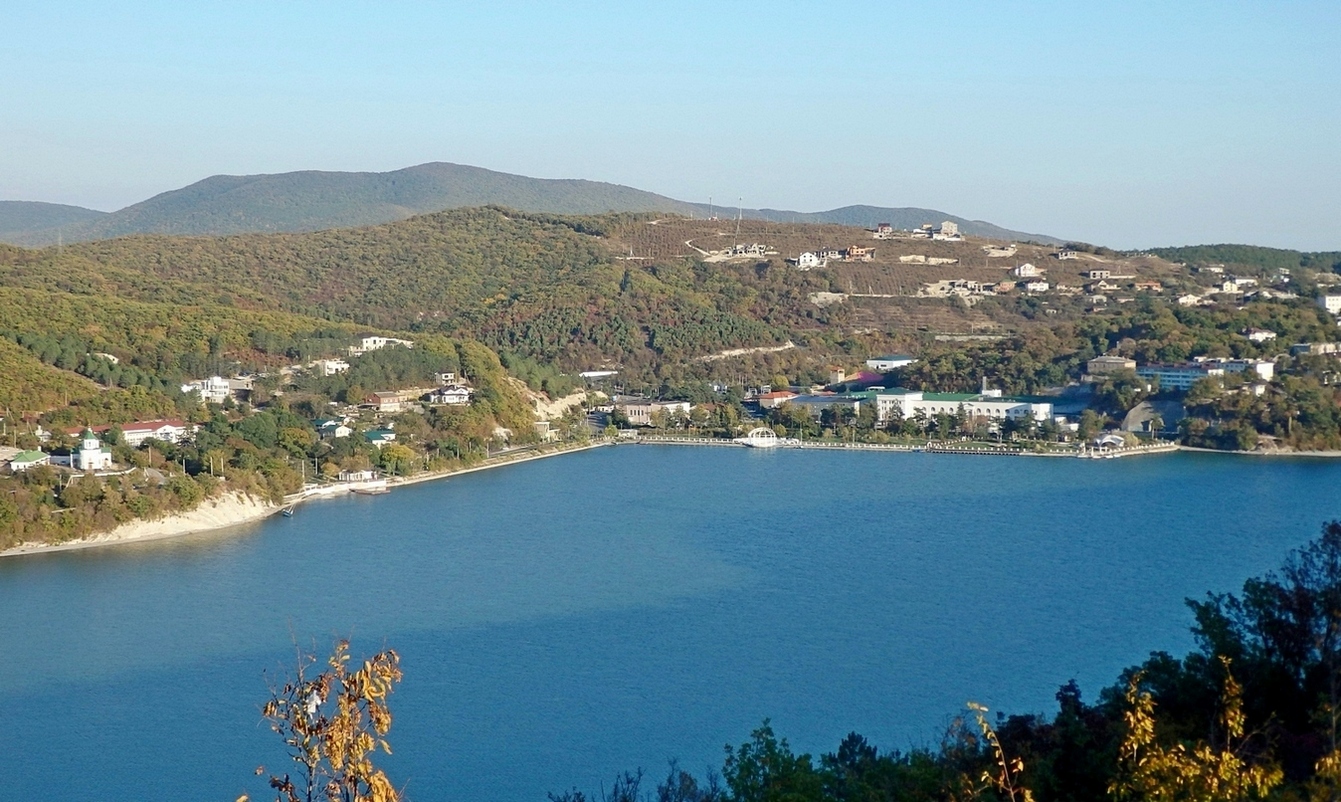 Абрау-Дюрсо, image of landscape/habitat.