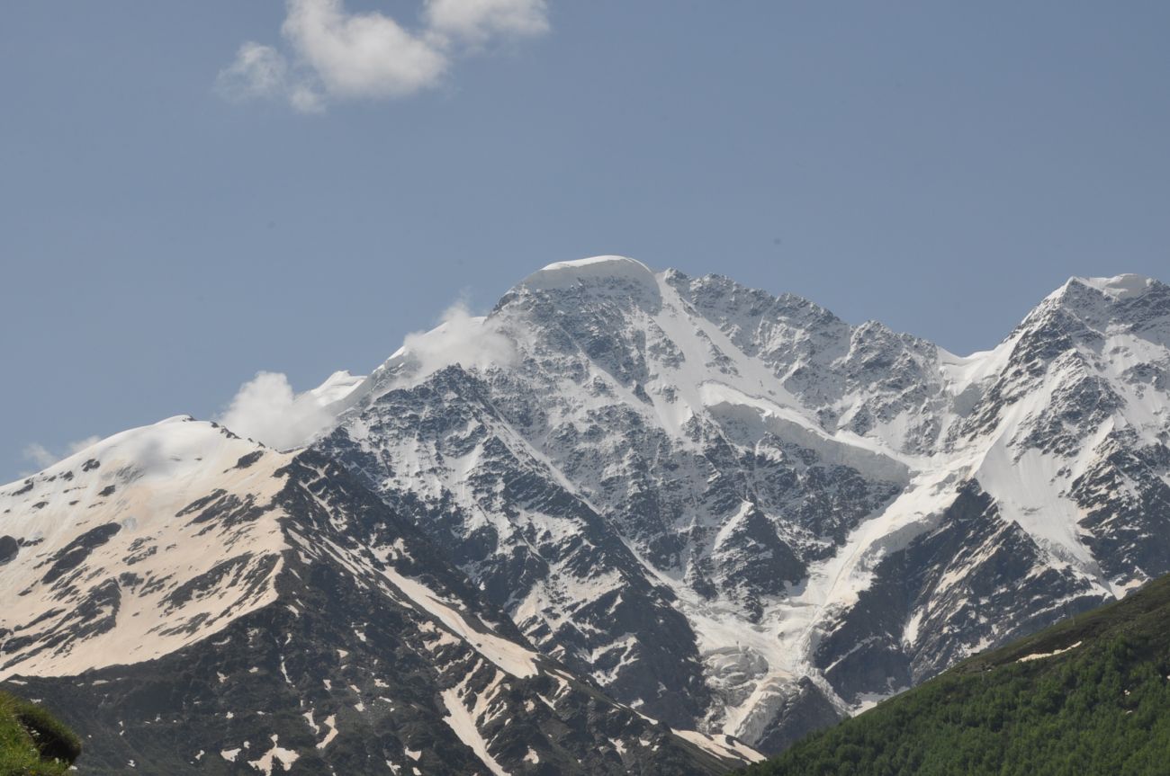 Гора Донгуз-Орун Западный, image of landscape/habitat.