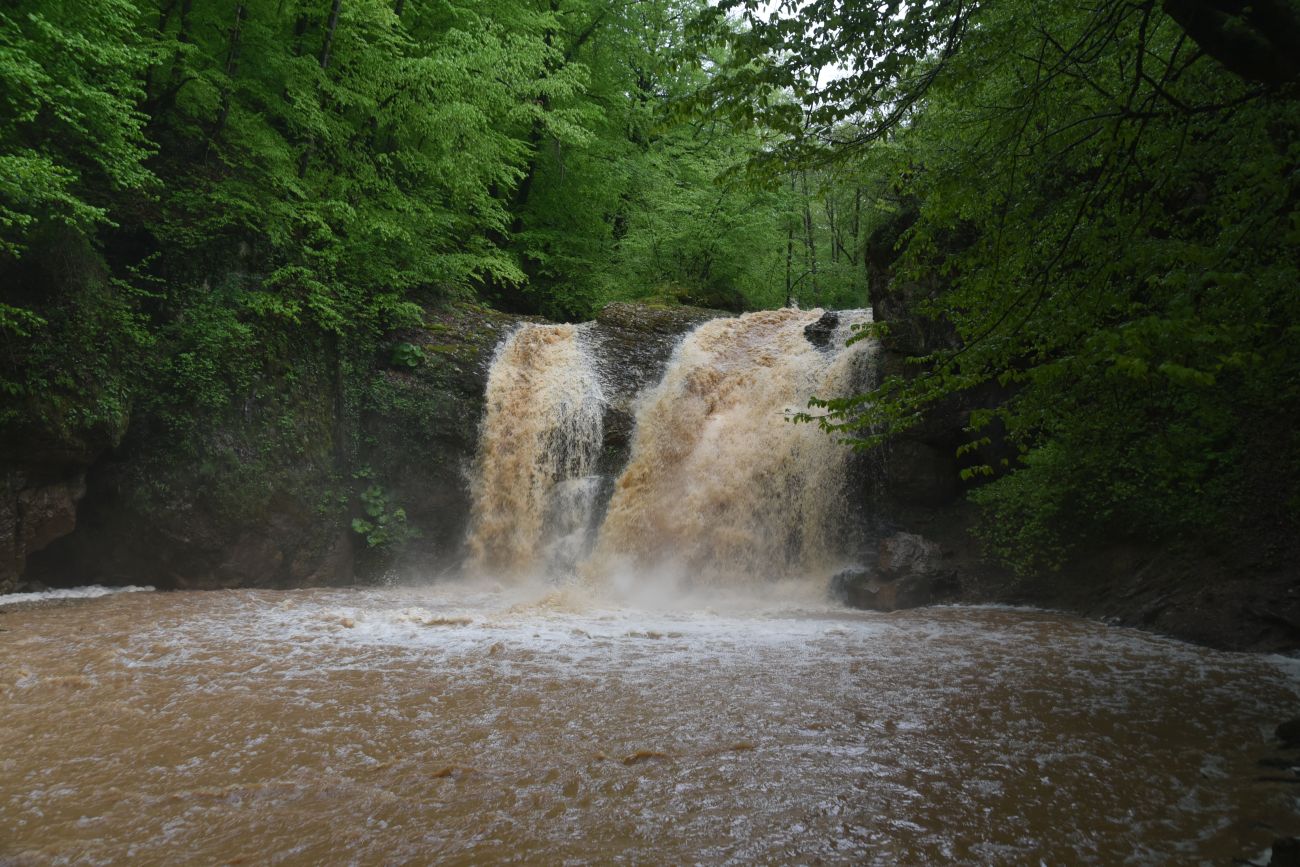 Водопад Шум, image of landscape/habitat.
