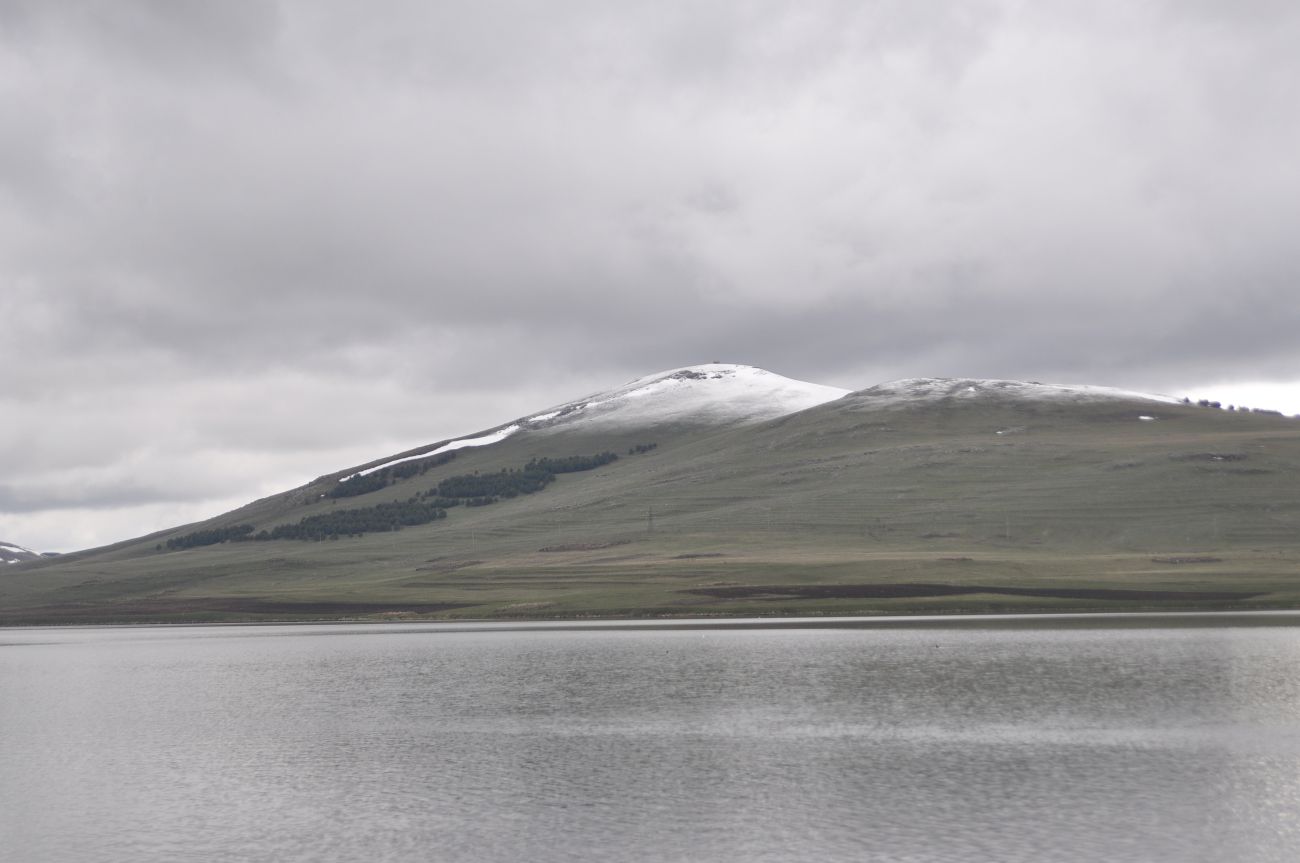 Озеро Сагамо, image of landscape/habitat.