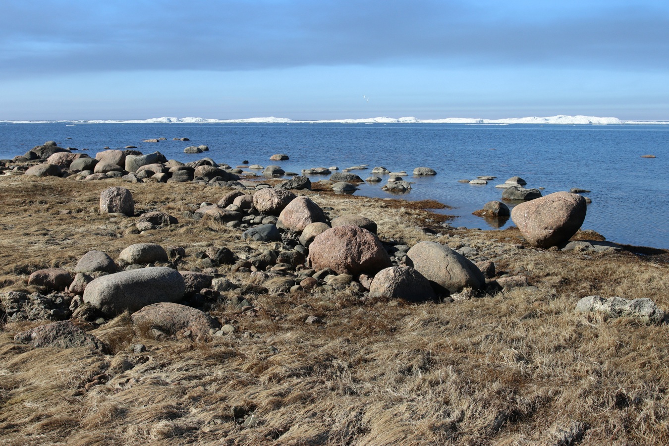Каравалдай, image of landscape/habitat.