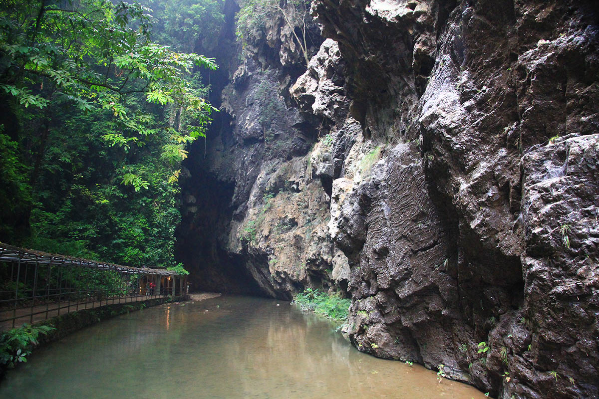 Ущелье Tonglin Gorge, изображение ландшафта.