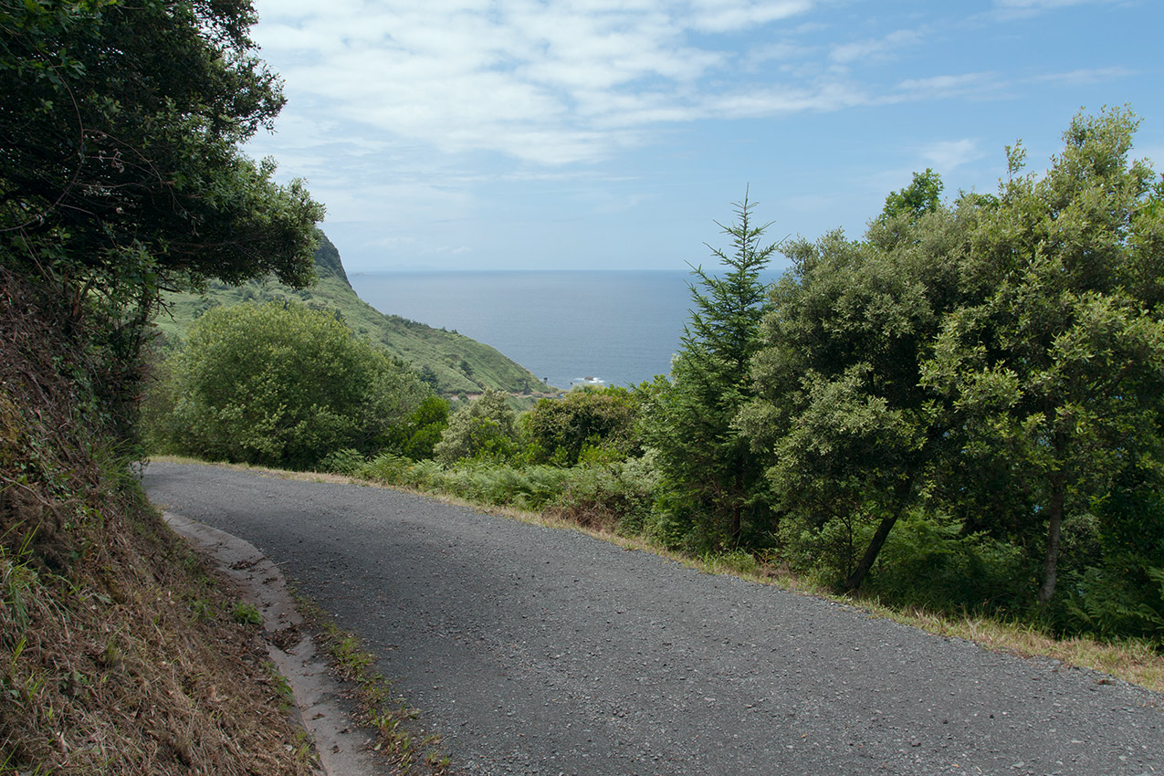 Гастелугаче, image of landscape/habitat.