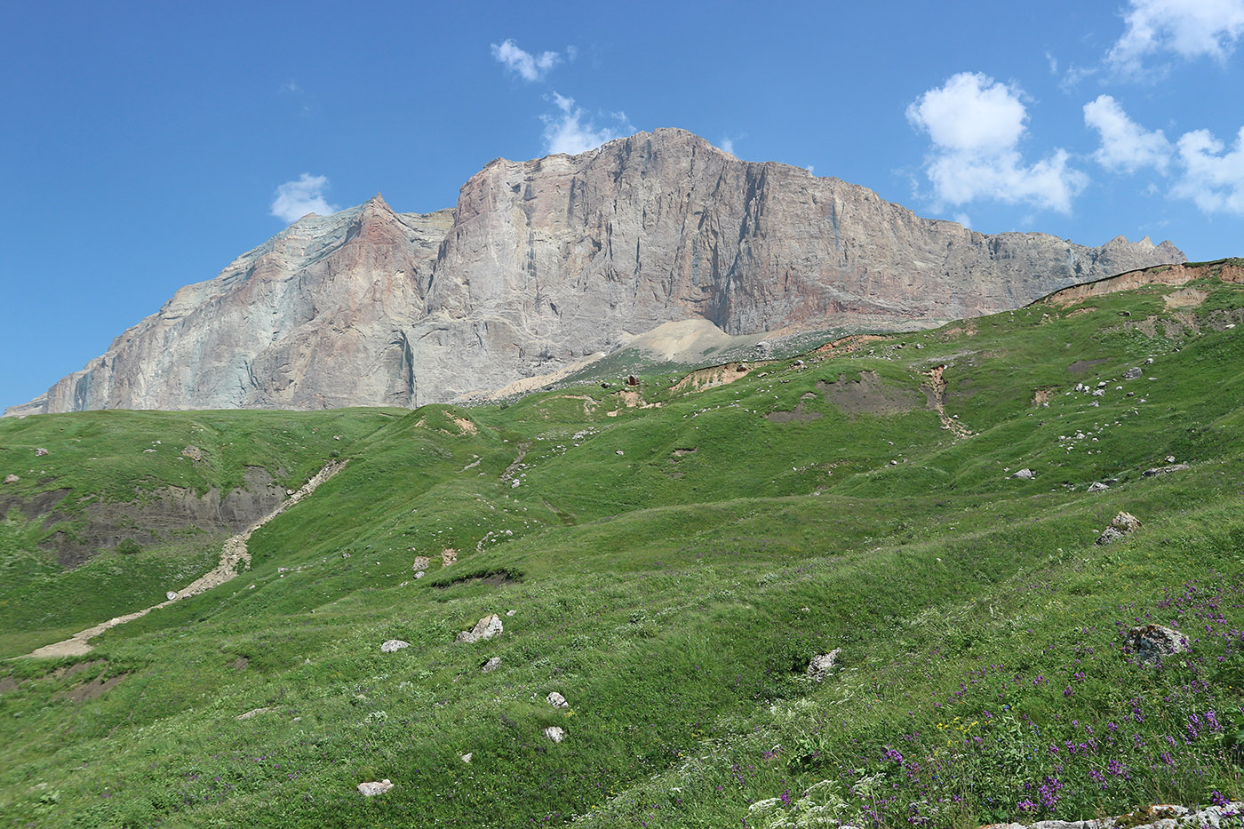 Гора Ерыдаг, image of landscape/habitat.