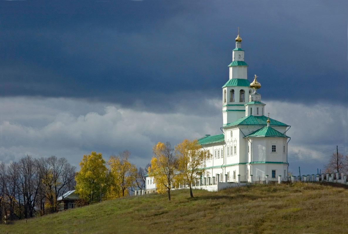 Окрестности деревни Комарово, изображение ландшафта.