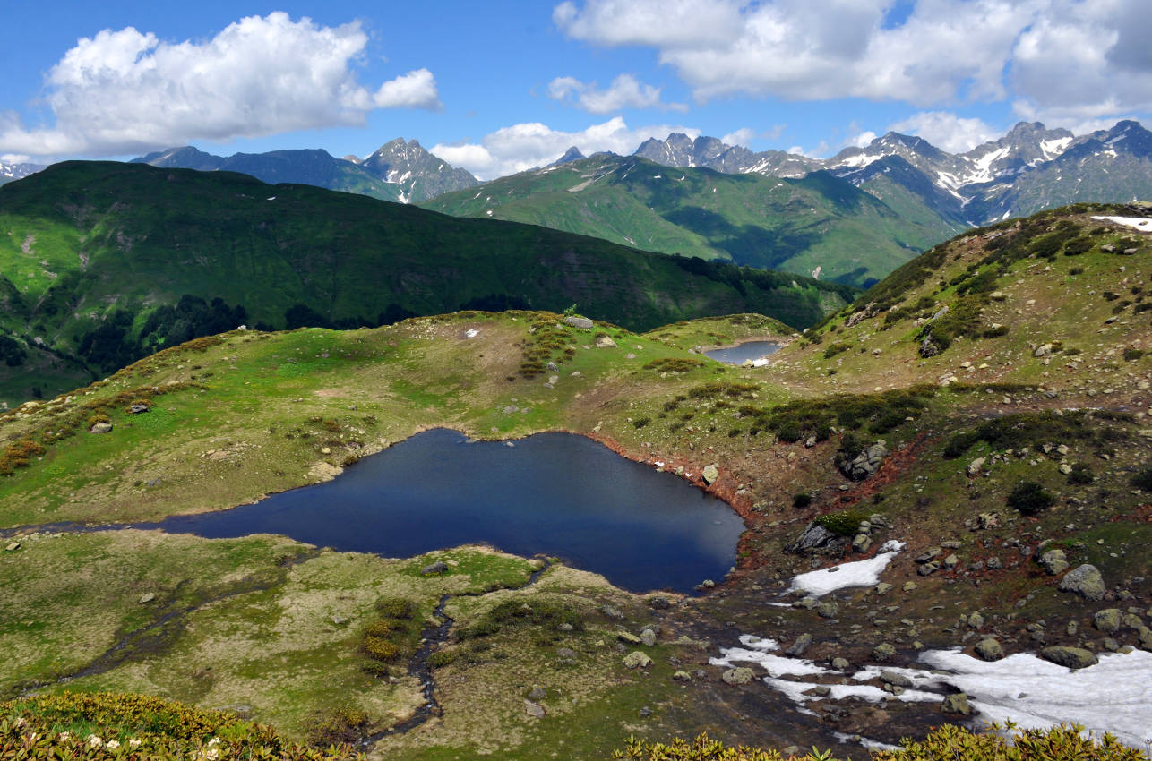 Гора Ацытаку, image of landscape/habitat.