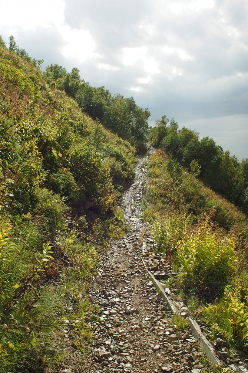 Хребет Бзерпи, изображение ландшафта.