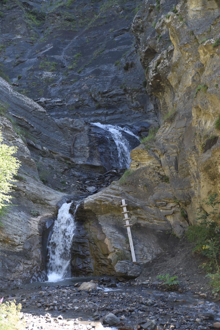 Окрестности водопада Цеси, image of landscape/habitat.