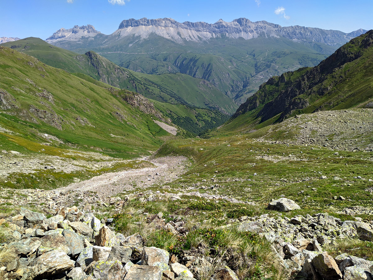 Долина реки Садон, image of landscape/habitat.