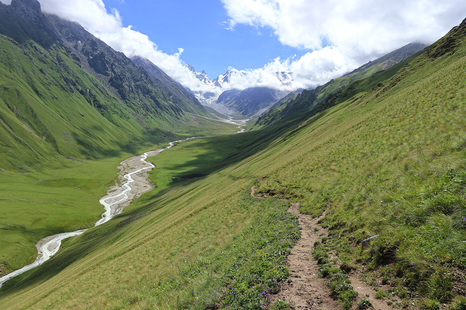 Эркедыген, image of landscape/habitat.