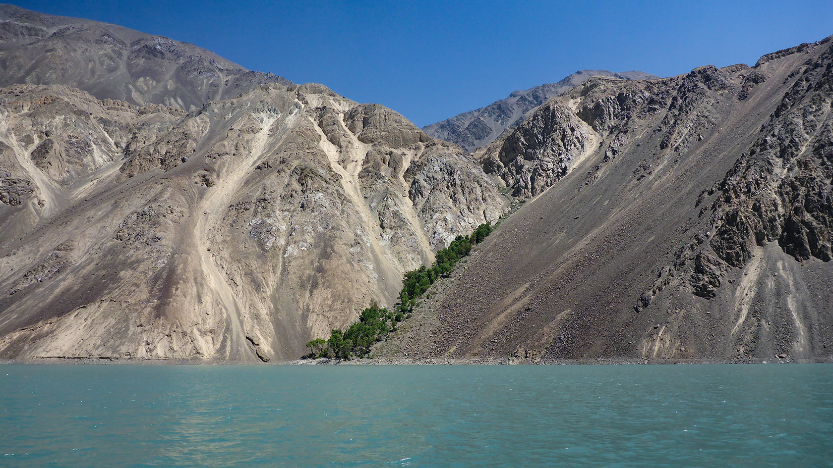 Восточный Сарез, image of landscape/habitat.