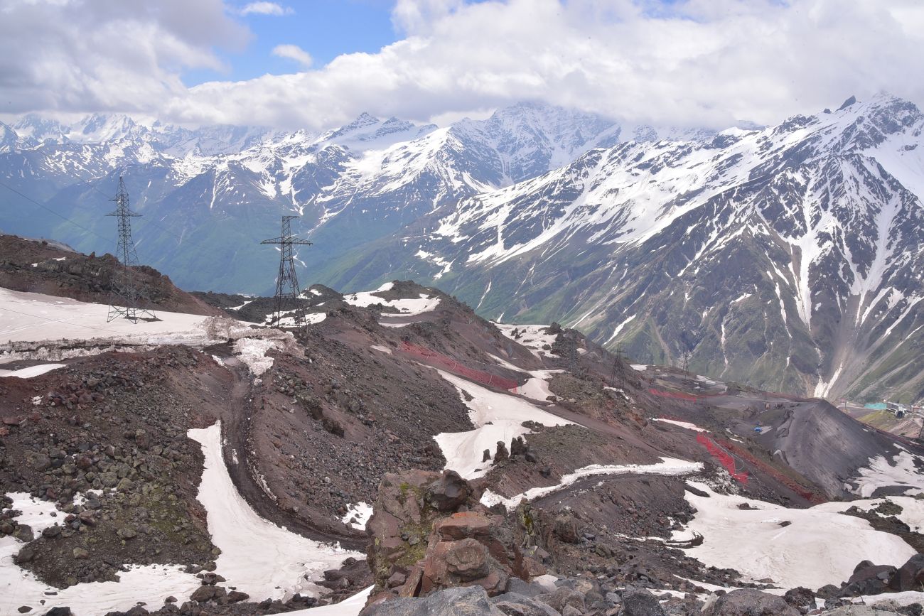 Отрог между р М. Азау и Гарабаши, image of landscape/habitat.