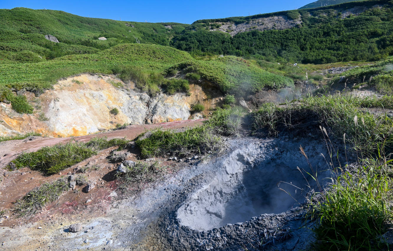 Вулкан Баранского, image of landscape/habitat.