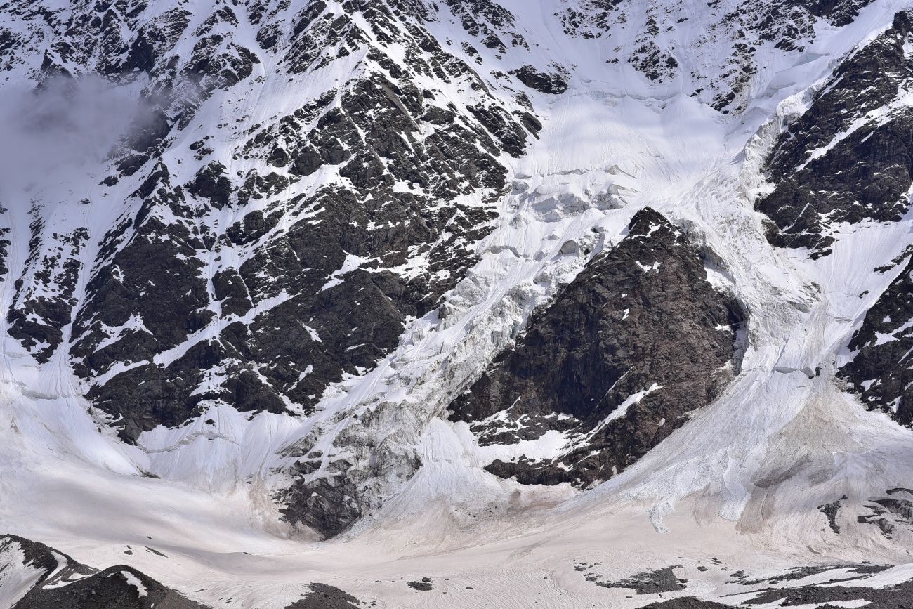 Гора Донгуз-Орун Западный, image of landscape/habitat.