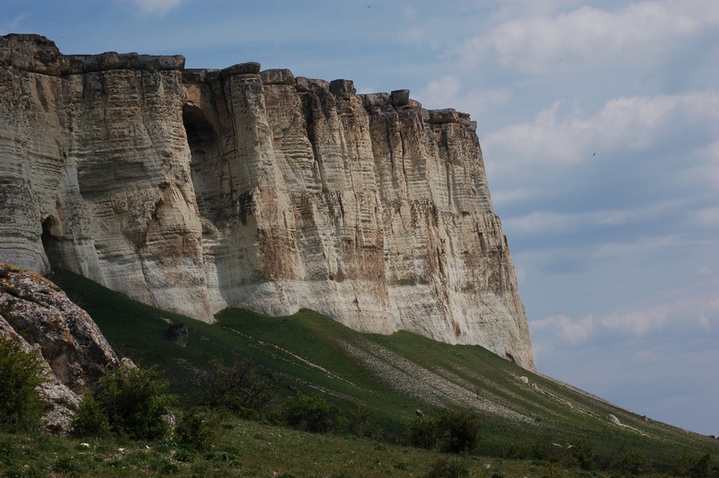 Белая Скала (Ак-Кая), image of landscape/habitat.