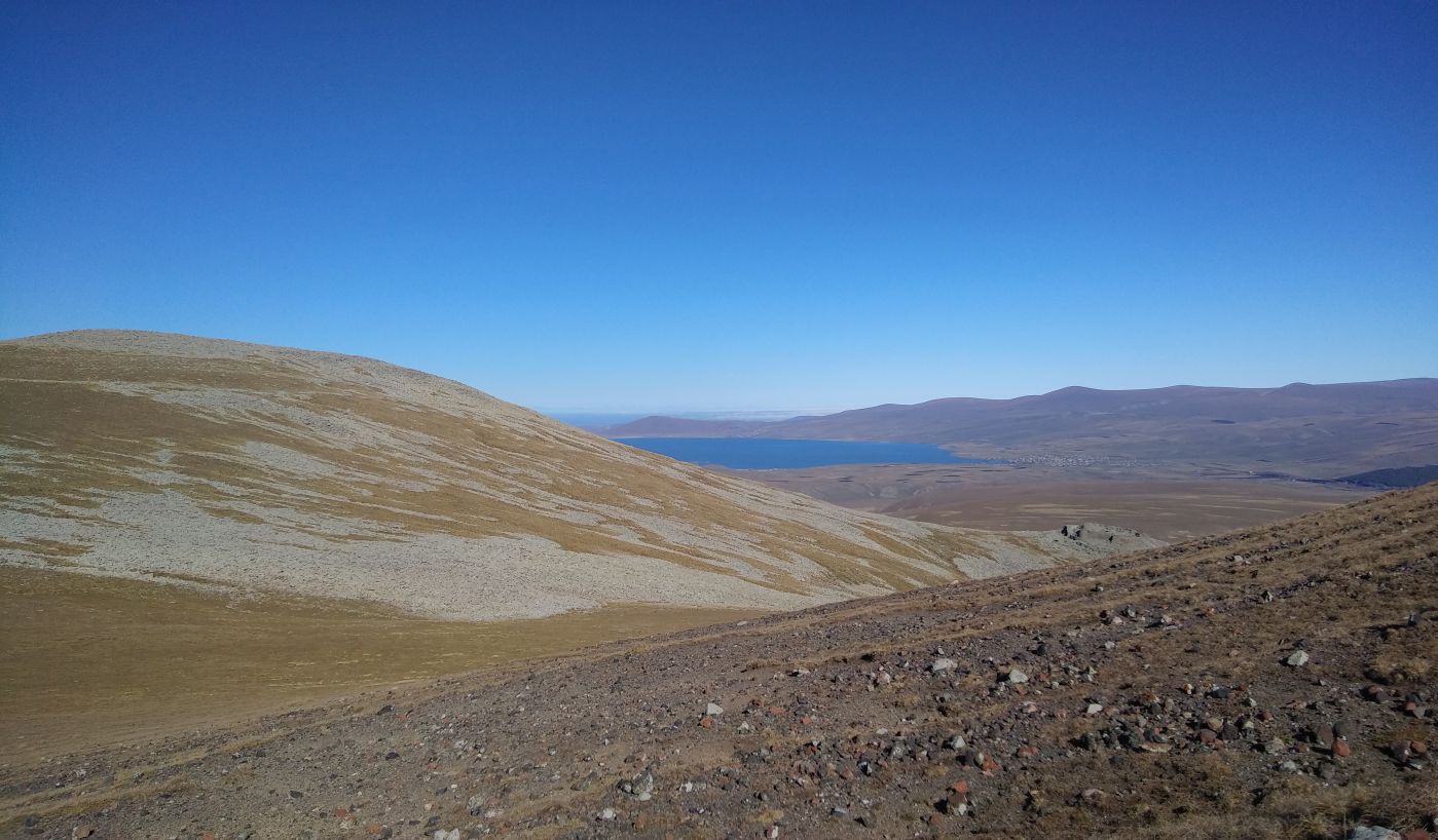 Гора Патара Абули, изображение ландшафта.