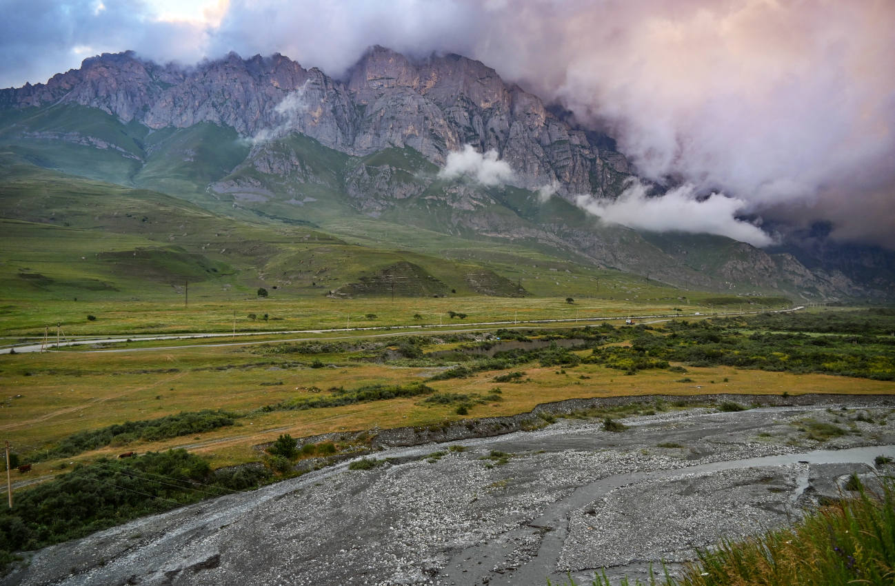 Даргавская котловина, image of landscape/habitat.