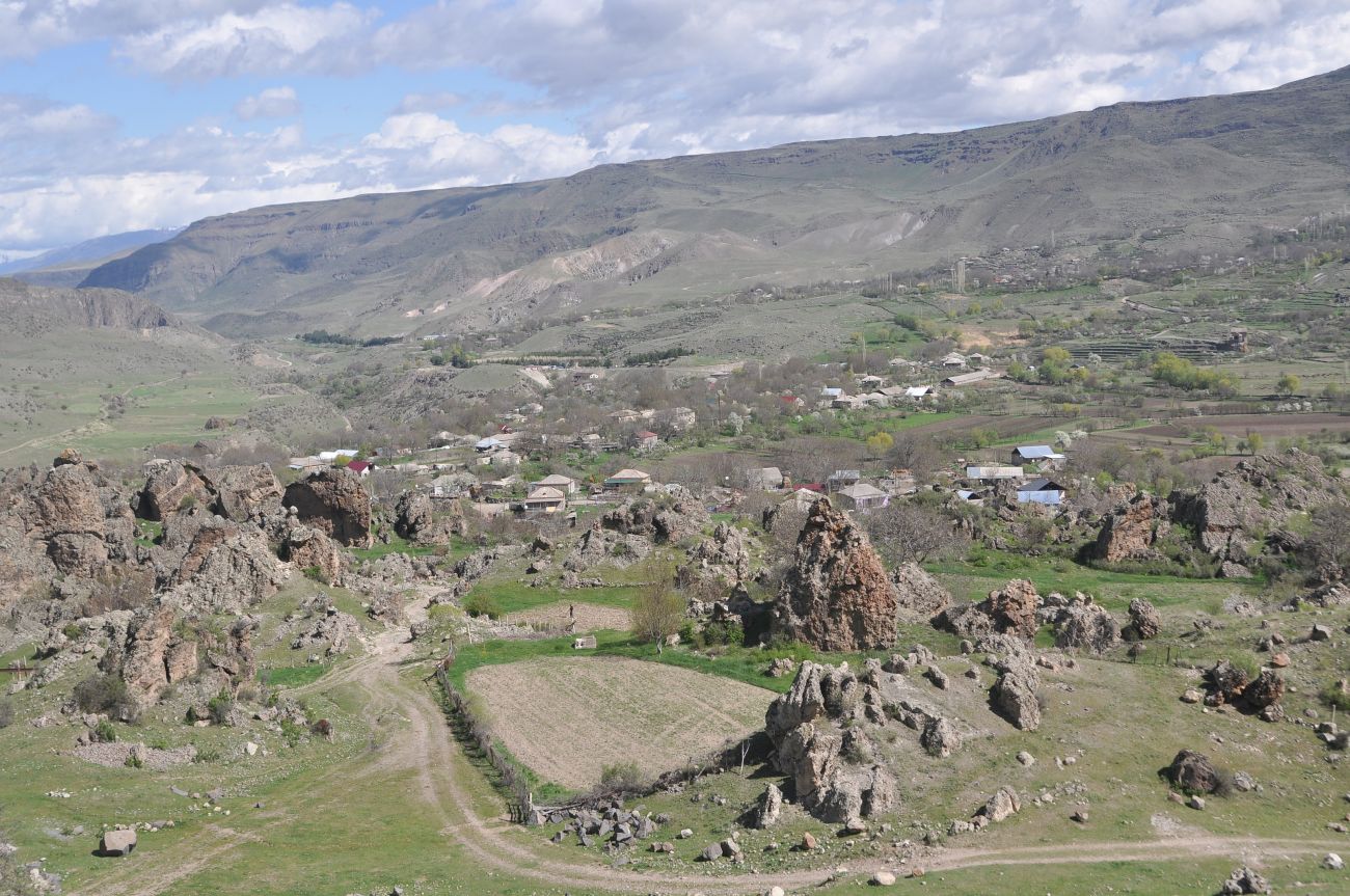 Окрестности села Тмогви, image of landscape/habitat.