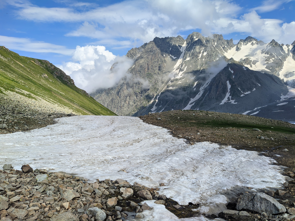 Долина реки Бартуидон, image of landscape/habitat.