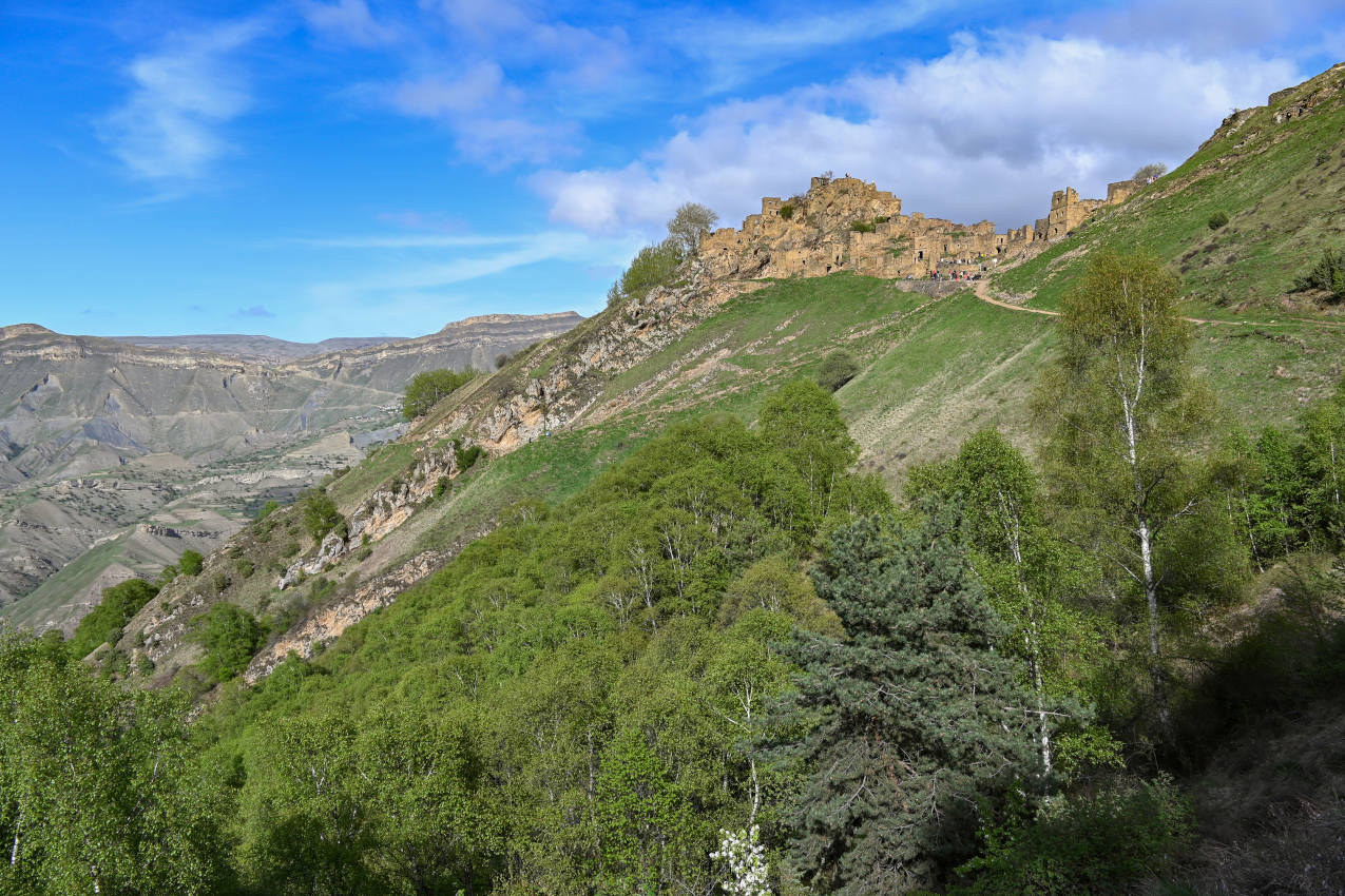 Покинутое село Гамсутль, изображение ландшафта.