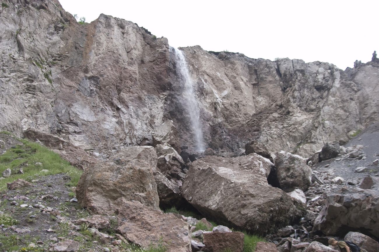Ручей Нижний Малый Азау, image of landscape/habitat.