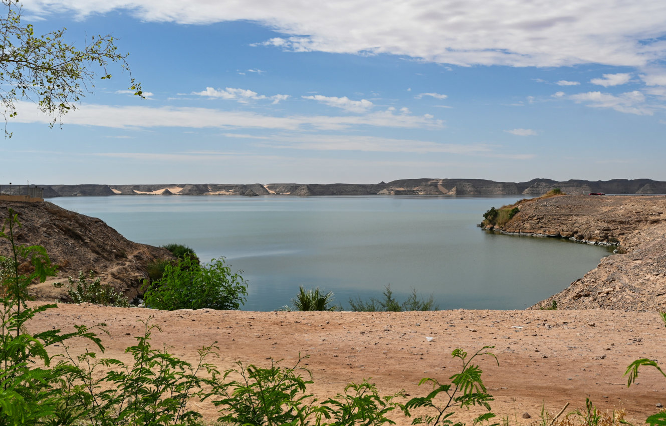 Храмовый комплекс Абу-Симбел, image of landscape/habitat.