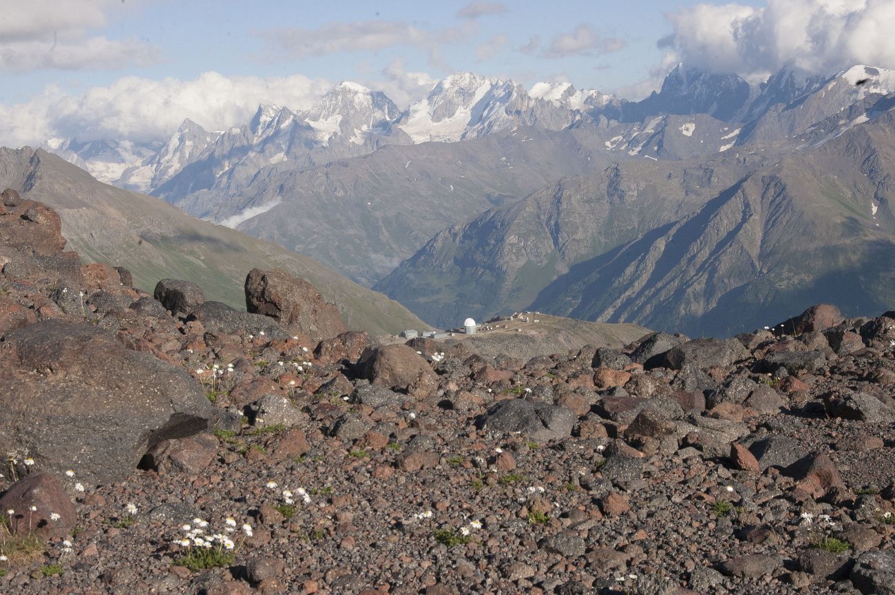 Морены ледника Гарабаши, image of landscape/habitat.