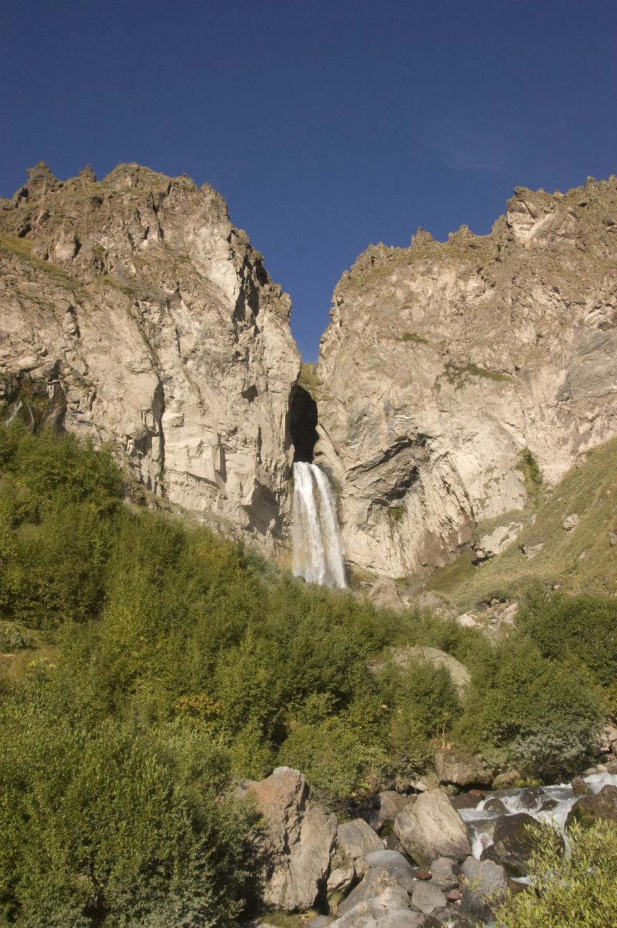 Водопад Султан, image of landscape/habitat.