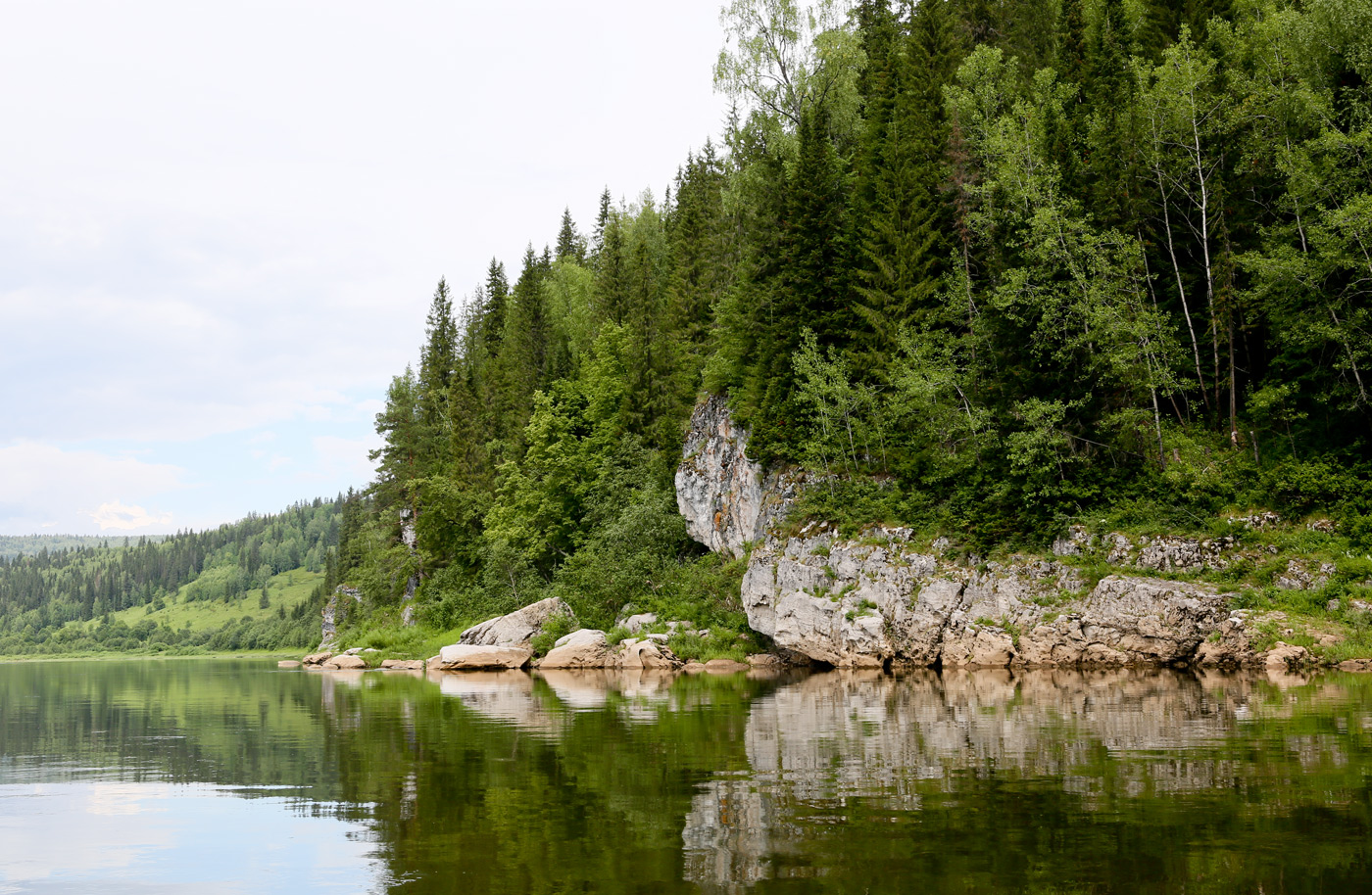 Камень Плакун и его окрестности, изображение ландшафта.